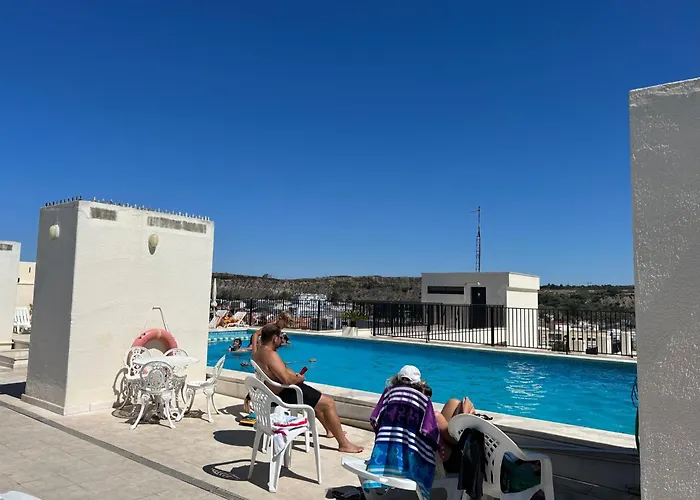 Sol E Piscina Na Caparica - By Caparica